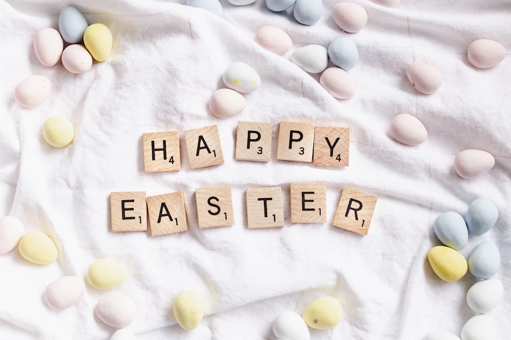Happy Easter spelled with Scrabble pieces